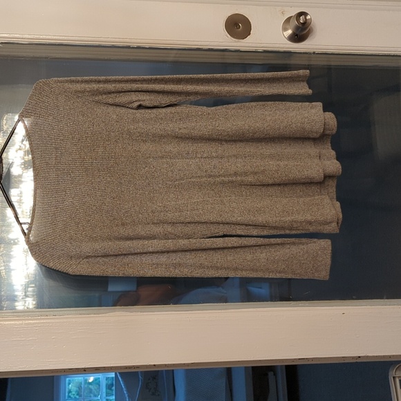 Heather Grey Ribbed Crossover Maternity/Nursing Top - Picture 2 of 4